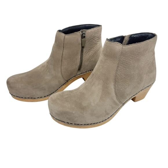 Dansko Maria Milled Nubuck Short Ankle Bootie Women Size 38 US 8 Taupe Side Zip - Picture 1 of 10